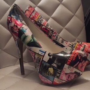 Herstyle magazine print platform pumps